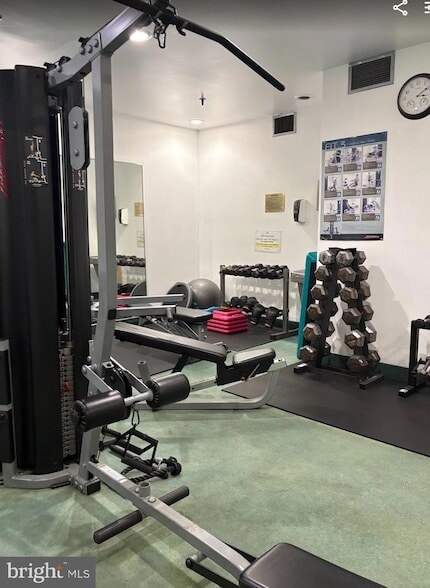 6300 Stevenson Ave, Unit 214 in Alexandria, VA - Building Photo - Building Photo