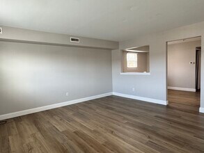 1113 Vincent Rd, Unit Apt B in Warrington, PA - Foto de edificio - Building Photo