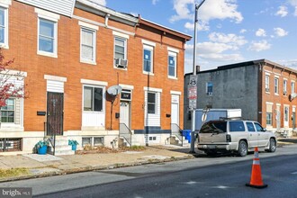 3116 E Monument St in Baltimore, MD - Building Photo - Building Photo