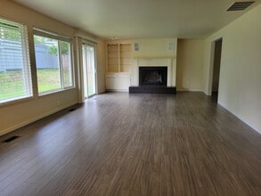 163 Hurricane Ridge Dr in Sequim, WA - Building Photo - Building Photo