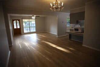 7519 Northcrest Blvd in Austin, TX - Building Photo - Building Photo