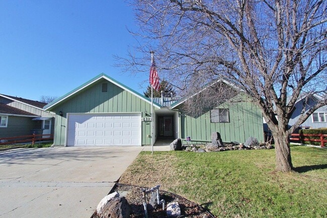 property at 2412 Robert Ave