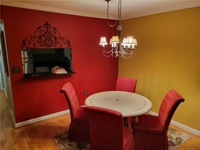 2870 Pharr Ct S Northwest in Atlanta, GA - Foto de edificio - Building Photo