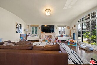 962 S Plymouth Blvd in Los Angeles, CA - Building Photo - Building Photo