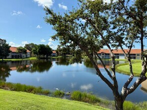 26700 Rosewood Pointe Dr, Unit 206 Corner Unit in Bonita Springs, FL - Building Photo - Building Photo