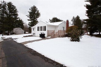 44 Alder Rd in Simsbury, CT - Building Photo - Building Photo