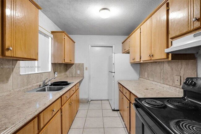 property at 1371 NW 27th Ave