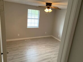 203 Hayes Haskell St in Benton, AR - Building Photo - Building Photo