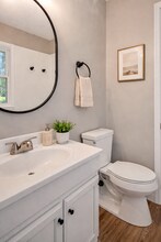 2308 Keith Dr in Raleigh, NC - Foto de edificio - Building Photo