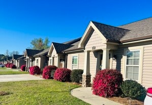 Chandler Pointe in Florence, SC - Building Photo