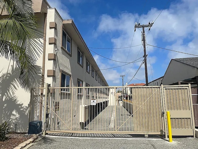 20360 Anza Ave in Torrance, CA - Building Photo - Building Photo