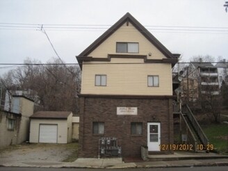 Katlinn Marie Apartments in Mckees Rocks, PA - Building Photo