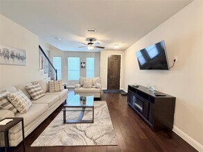 305 Tottenham Ct in McKinney, TX - Building Photo - Building Photo