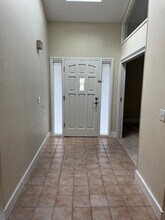 1570 Bungalow Ln in Petaluma, CA - Building Photo - Building Photo