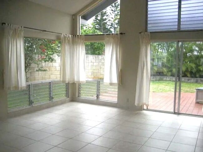 130 Pinana St in Kailua, HI - Building Photo - Building Photo