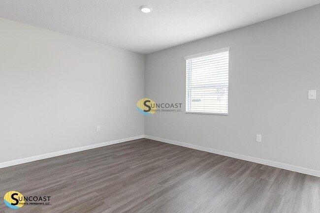 6438 Sweetbay Ln, Unit 201 in Jacksonville, FL - Building Photo - Building Photo