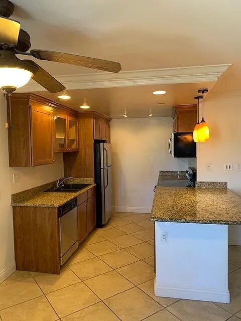 property at 208 Woodland Pkwy