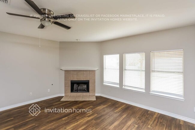 2032 Fairview Dr in Forney, TX - Foto de edificio - Building Photo