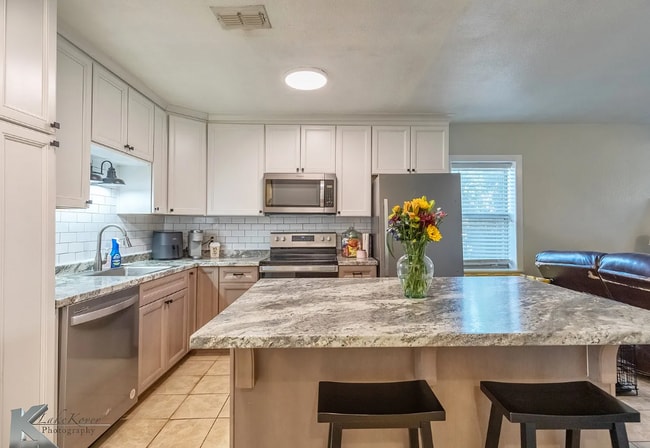 property at 1425-1412 12th St