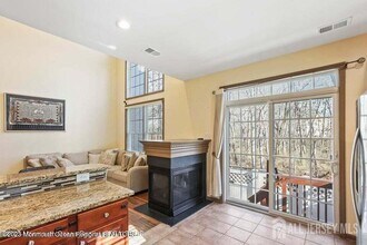 83 Osprey Dr in Old Bridge, NJ - Building Photo - Building Photo