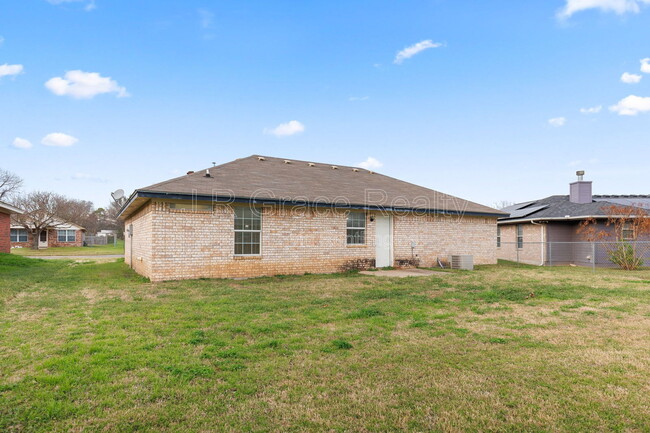109 Apple Ln in Waco, TX - Building Photo - Building Photo