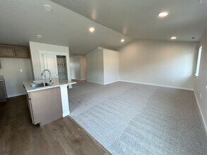 10254 W Lady Fern Ct in Star, ID - Building Photo - Building Photo