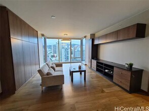 1555 Kapiolani Blvd in Honolulu, HI - Building Photo - Building Photo