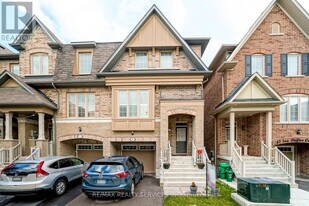 49 Sea Drifter Cres in Brampton, ON - Building Photo