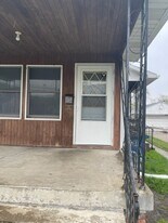 118 W Foulkes St in Toledo, OH - Building Photo