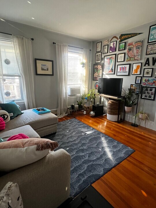 82 McBride St, Unit 1 in Boston, MA - Building Photo