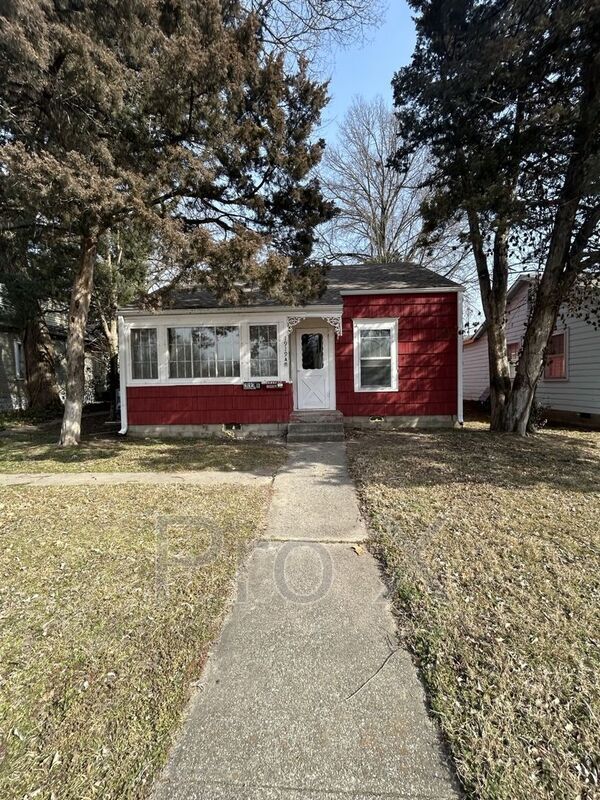 property at 1919 S Broadway St