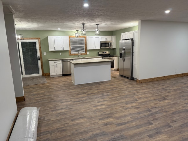 517 Milliken Rd in Paducah, KY - Building Photo - Building Photo