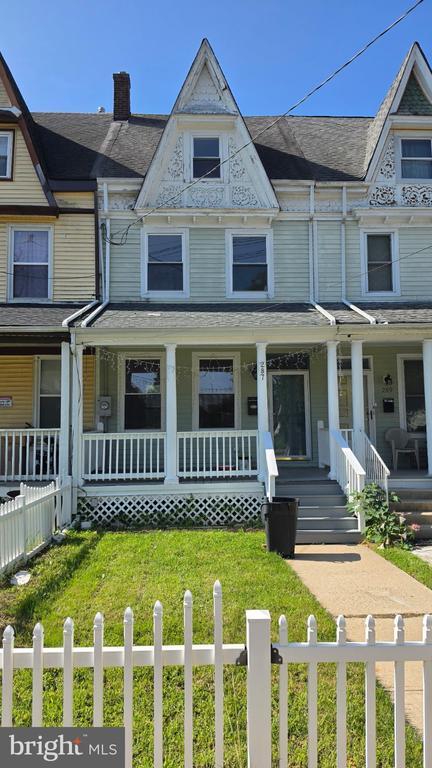 property at 287 Bellevue Ave