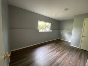 1113 Kimbark Ave in Kalamazoo, MI - Building Photo - Building Photo