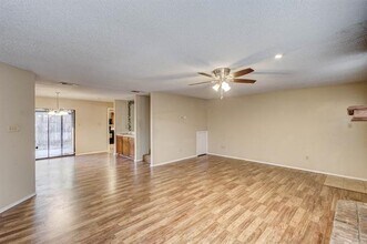 1413 Palmnold Cir E in Fort Worth, TX - Building Photo - Building Photo