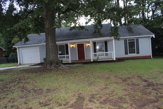 446 Pheasant Run Dr in Evans, GA - Building Photo - Building Photo