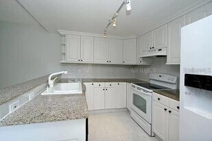 5276 Middle Ct in Orlando, FL - Building Photo