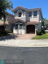 11473 NW 81st Ln in Miami, FL - Building Photo - Building Photo