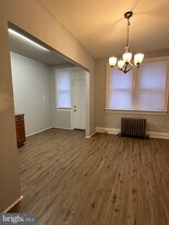 2046 Conlyn St in Philadelphia, PA - Building Photo