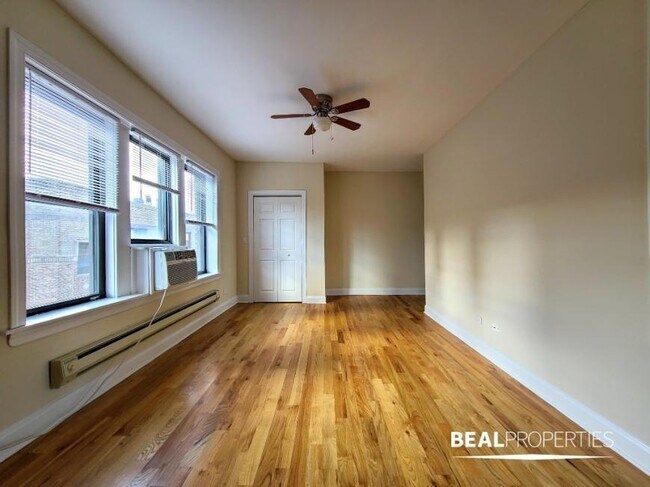 property at 3728 N Pine Grove Ave