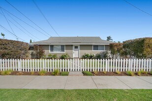 188 Monte Vista Ave in Costa Mesa, CA - Building Photo