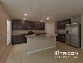 1684 Gopher Tree St in Mascotte, FL - Building Photo - Building Photo