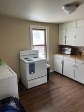 203 S Whiton St in Whitewater, WI - Foto de edificio - Building Photo