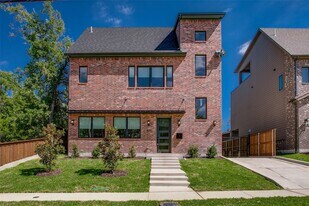 400 N Denver St in Dallas, TX - Building Photo