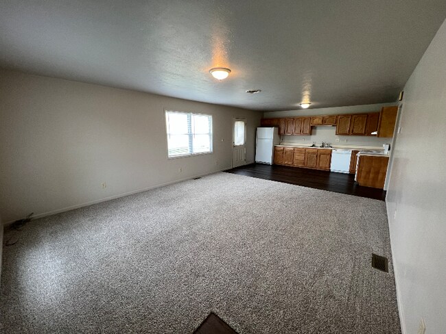 204 Meadow Dr-Unit -204-1 in Botkins, OH - Building Photo - Building Photo