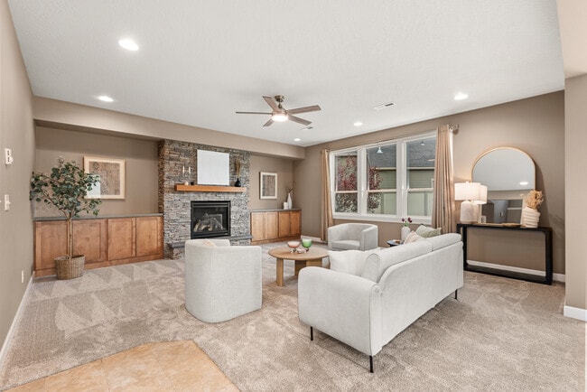 7708 N Warren Ln in Spokane, WA - Building Photo - Building Photo