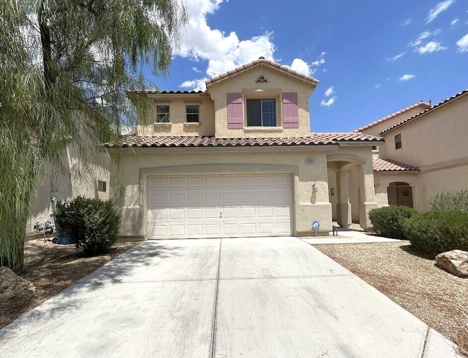 8050 Villa Avada Ct in Las Vegas, NV - Building Photo