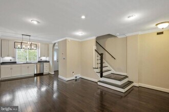 3030 Manning St in Alexandria, VA - Building Photo - Building Photo