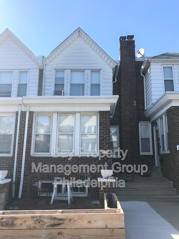 property at 618 Gerhard St