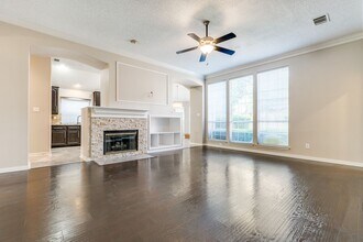 2910 Stonepointe in McKinney, TX - Building Photo - Building Photo